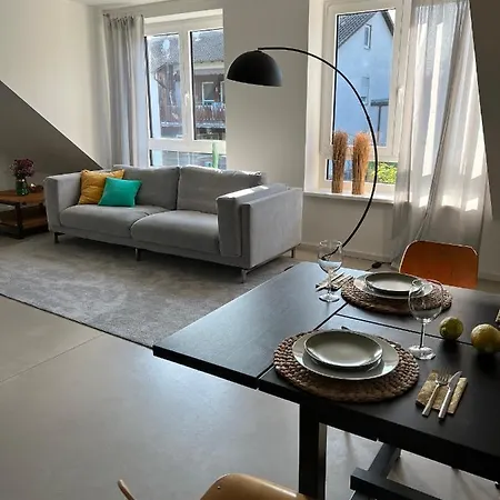 Apartment Ruhige Mit 2 Schlafzimmern Auf 80qm